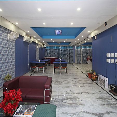Oyo 576 Hotel Shree Kanta Residency Gurgáon Kültér fotó
